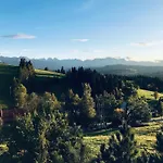 Hills Chalé *